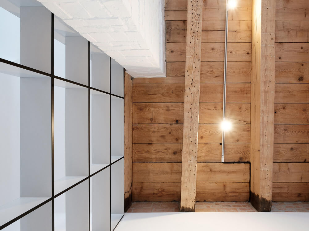 איך להפוך מחסן למשרד יוקרתי עם חיפוי קירות?